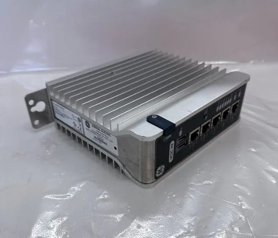 GE IS420UCSCH2A-C-V0.1-A 通用接口模塊