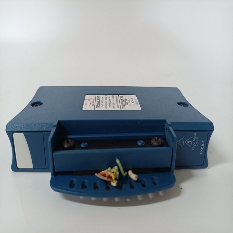 NI CFP-CB-1 集成連接器   