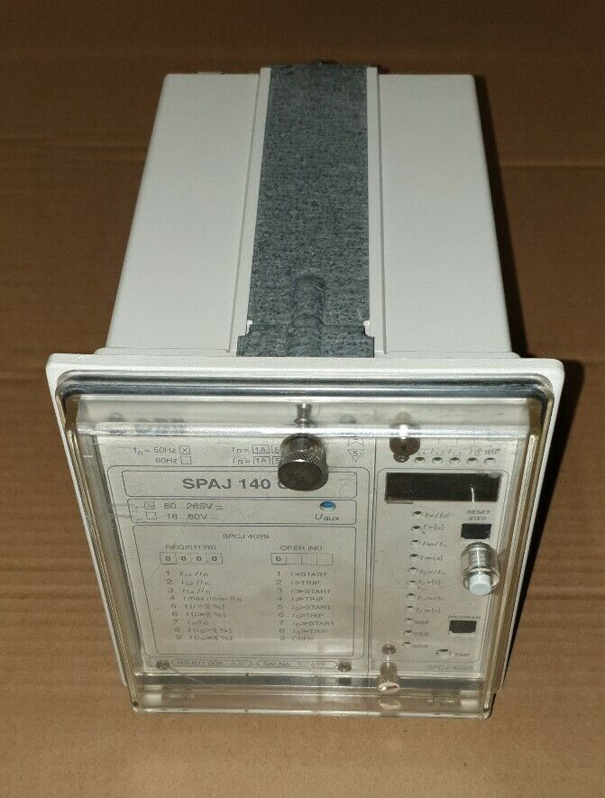 SPAU140C ABB C 型數(shù)字同步檢查繼電器用于兩個(gè)電力系統(tǒng)連接的模塊