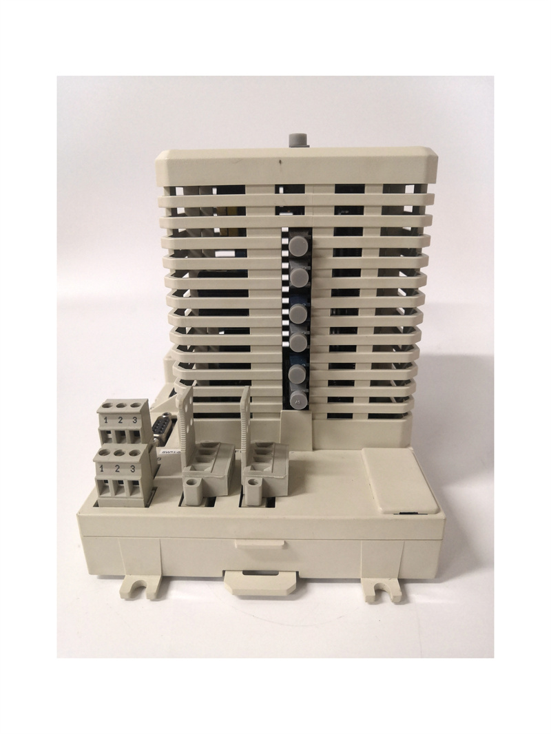 ABB PM825 3BSE010796R1 伺服控制器