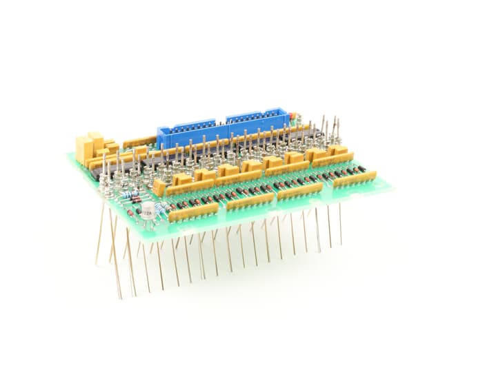 ABB PFSK113 7625013-S 信號傳輸單元模塊 