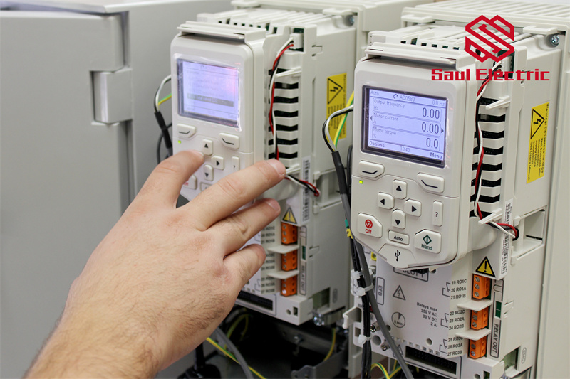 HIEE200038R1 UUA333BE01 繼電器接口模塊