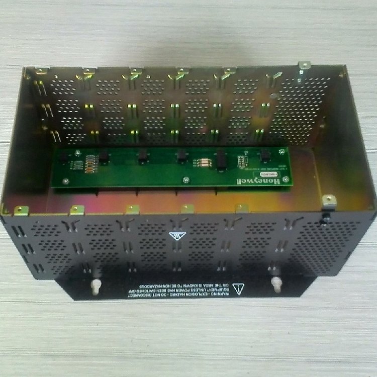 900RR0-0200 霍尼韋爾冗余機箱
